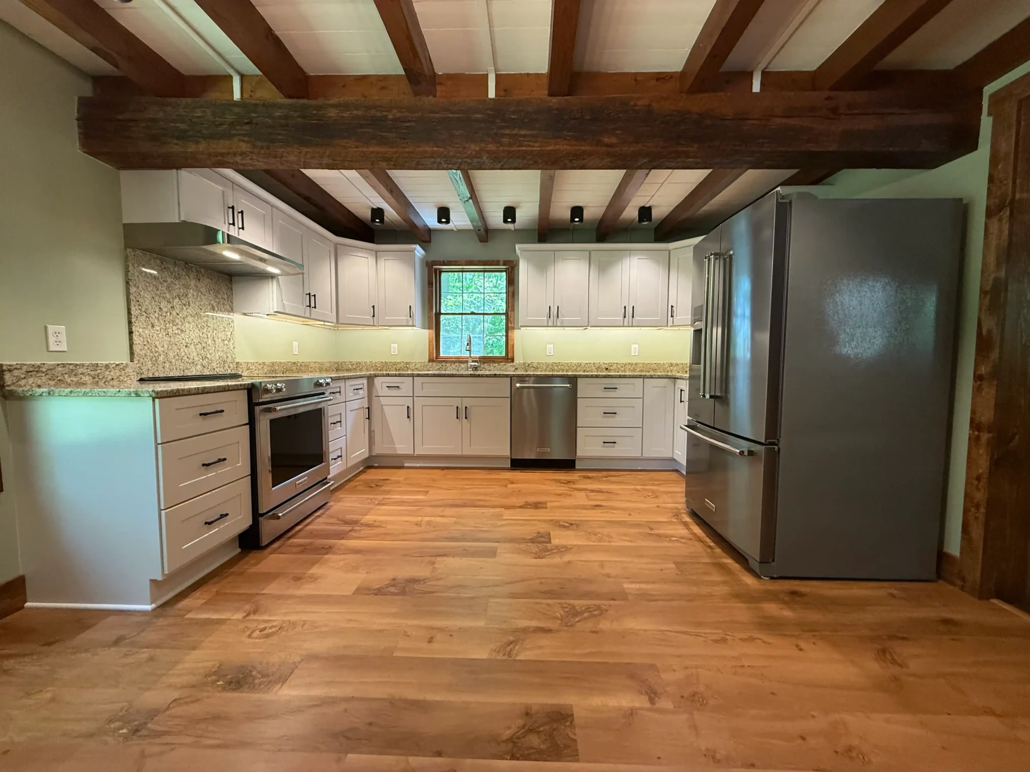 Modern Kitchen With Timeless Looks Of An Older Kitchen To Fit The Style Of The Home. Kitchen Remodel by Insight Contractors LLC. project photo 3